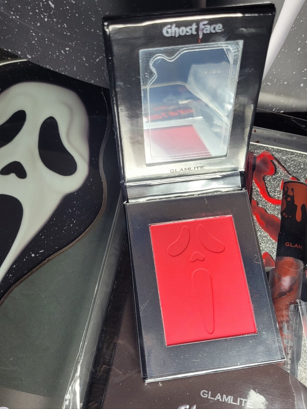 Ghost Face Makeup Set by GLAMLITE - Picture 6 of 11